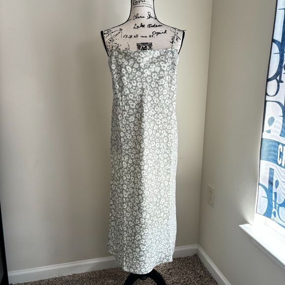 A New Day by Target Women Satin Floral Slit Dress Mint green Medium - Picture 3 of 9